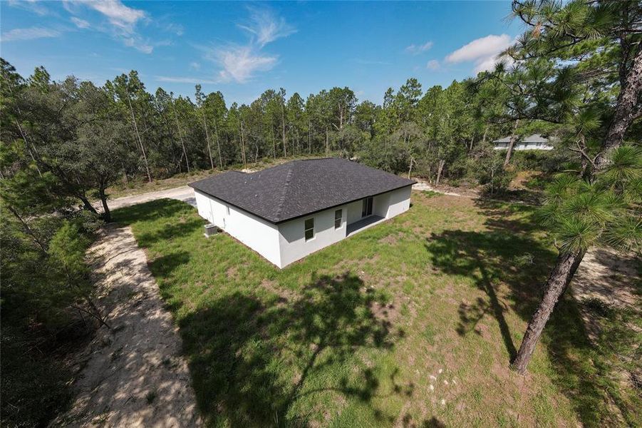 Exterior details and patio area of a home in , Dunnellon (Image 28). Exterior details and patio area of a home in , Dunnellon (Image 28).