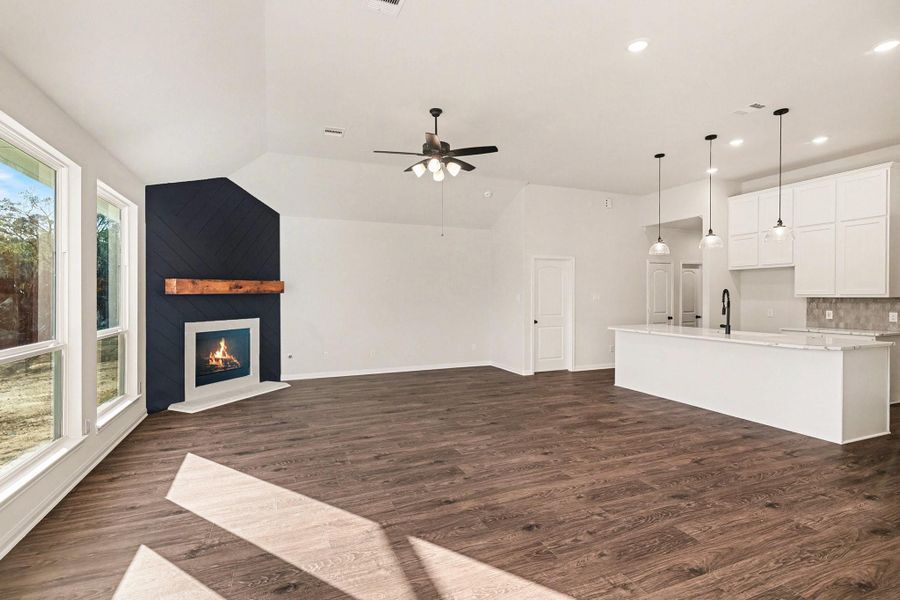 Spacious, unfurnished interior of a new home in Rose Hill Estates, Willis (Image 33).