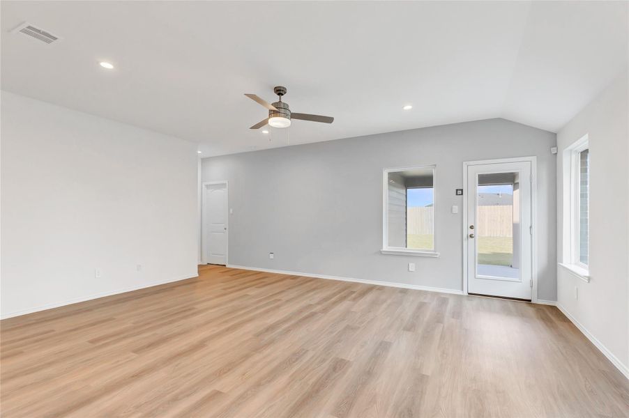 Spacious, unfurnished interior of a new home in River Ranch Trails, Dayton (Image 24). Spacious, unfurnished interior of a new home in River Ranch Trails, Dayton (Image 24).