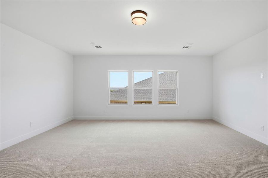 Spacious, unfurnished interior of a new home in Talon Hills, Fort Worth (Image 31). Spacious, unfurnished interior of a new home in Talon Hills, Fort Worth (Image 31).