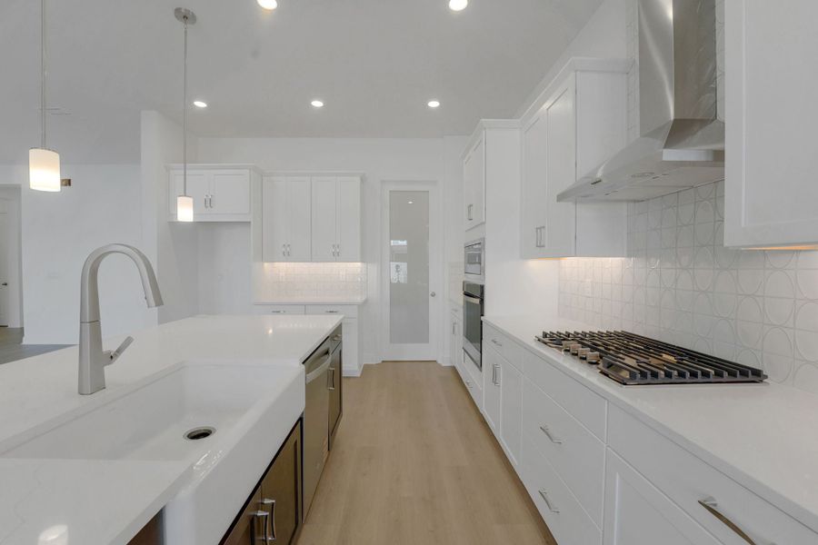 New Home in Windermere, FL.  - Slide 37