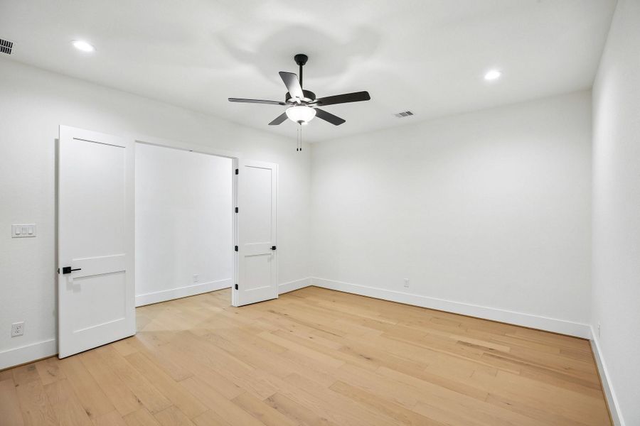 Spacious, unfurnished interior of a new home in Homestead Hill, New Waverly (Image 36).