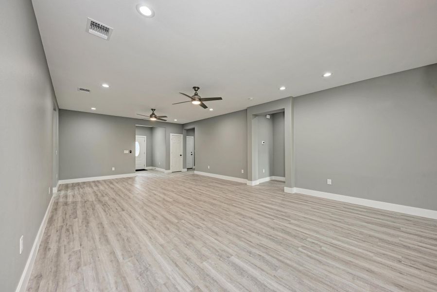 Spacious, unfurnished interior of a new home in , Paige (Image 34).