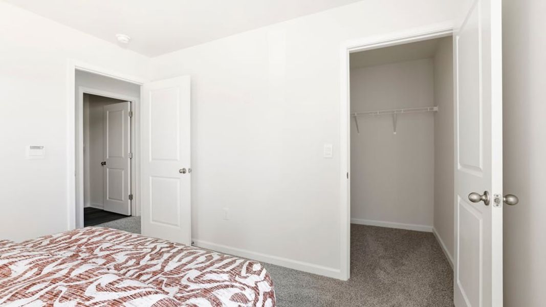 Spacious, unfurnished interior of a new home in Seneca Falls, Seneca (Image 23).