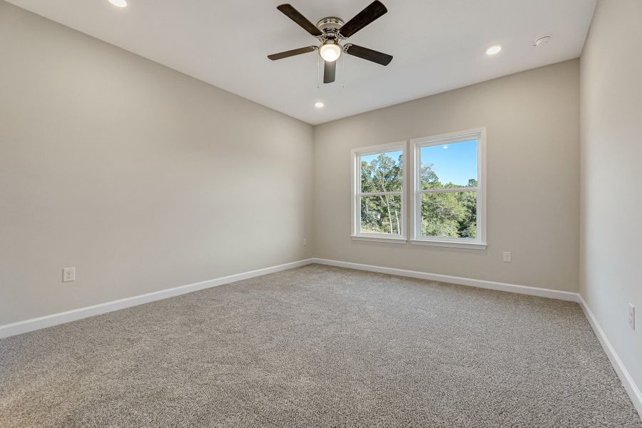 Spacious, unfurnished interior of a new home in Blossom Grove, Crestview (Image 34).
