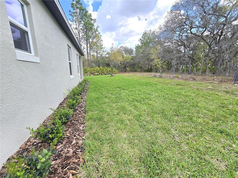 Exterior details and patio area of a home in , Homosassa (Image 42).