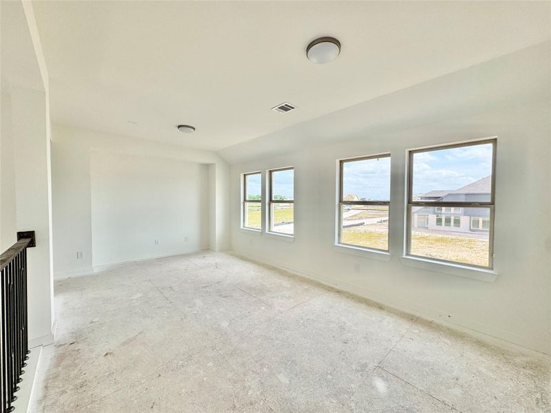 Spacious, unfurnished interior of a new home in Pomona: 40ft. lots, Manvel (Image 18). Spacious, unfurnished interior of a new home in Pomona: 40ft. lots, Manvel (Image 18).