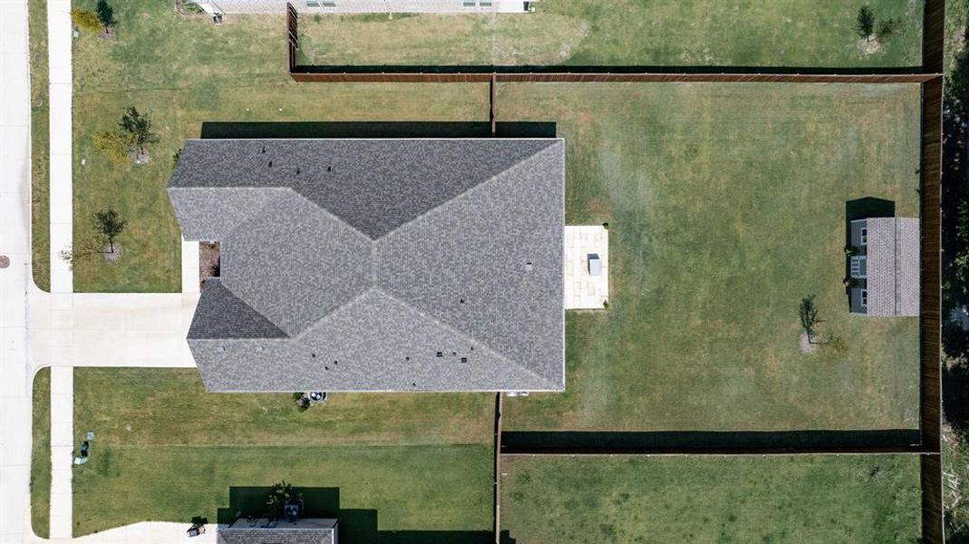 Image 35 of a home in Lovers Landing. Image 35 of a home in Lovers Landing.