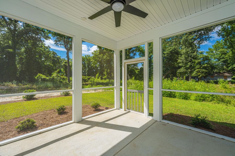 Exterior details and patio area of a home in , Charleston (Image 10).