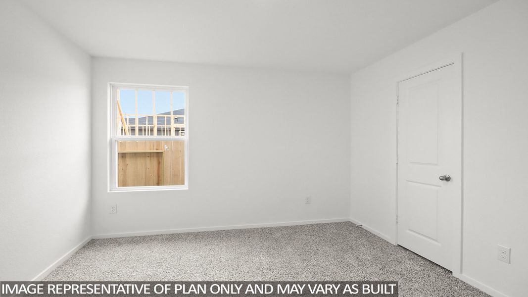 Spacious, unfurnished interior of a new home in Chapel Lakes, Montgomery (Image 18).