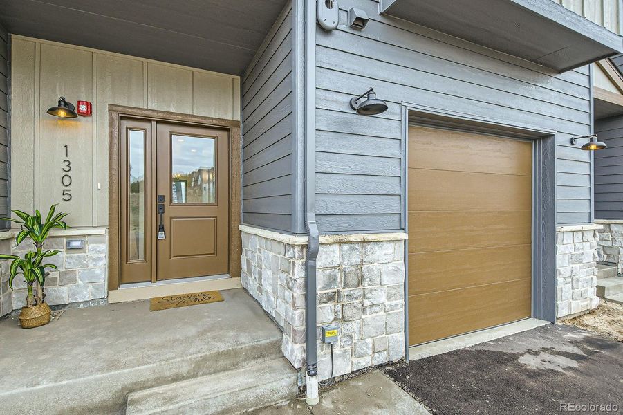 Exterior details and patio area of a home in , Tabernash (Image 24).
