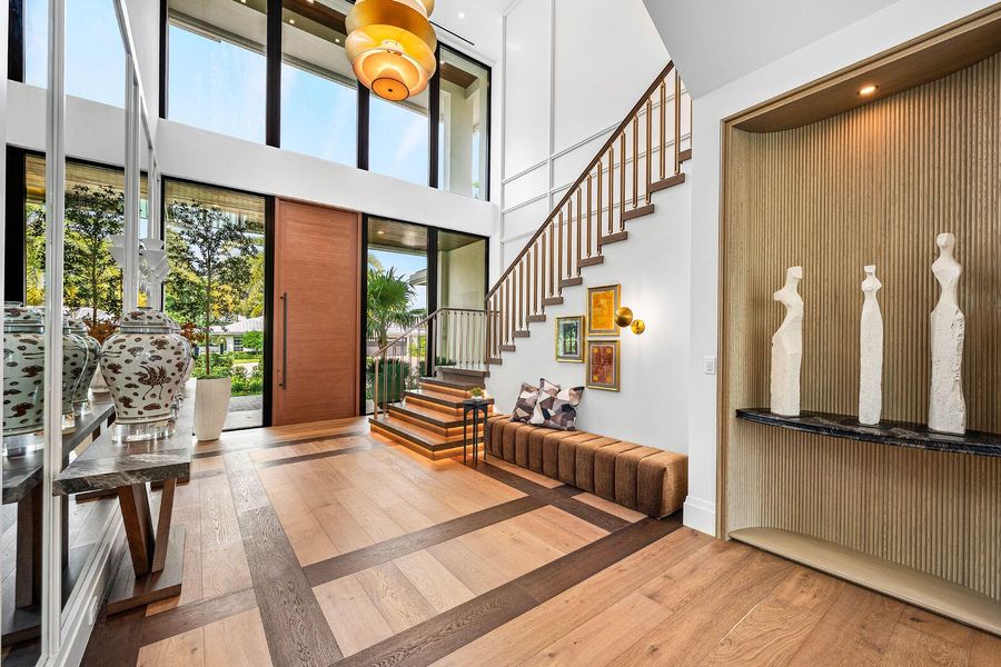 2212_Date_Palm_Road_06