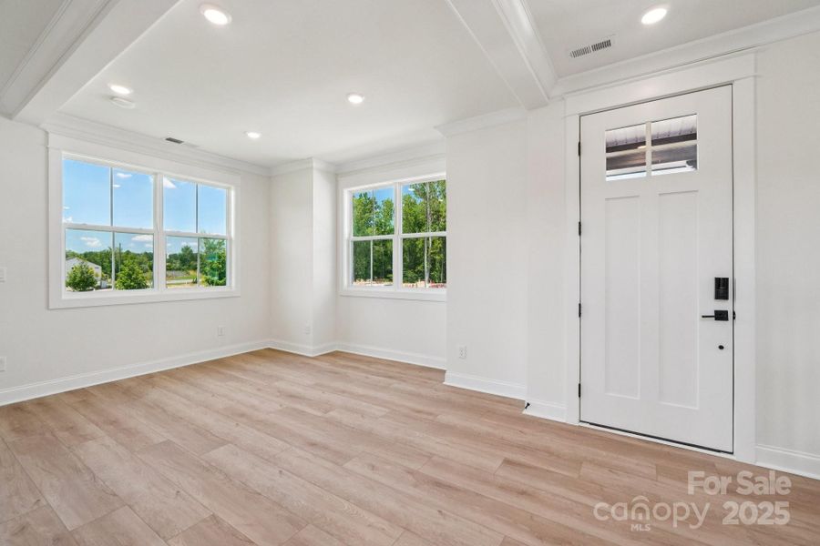 Entry and Dining Entry and Dining