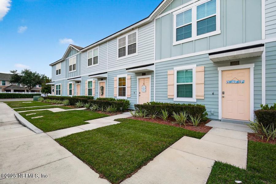 Exterior details and patio area of a home in , Orange Park (Image 2). Exterior details and patio area of a home in , Orange Park (Image 2).