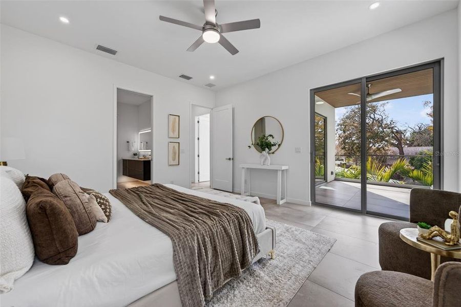 Furnished interior view inside a new home in , Sarasota (Image 31).