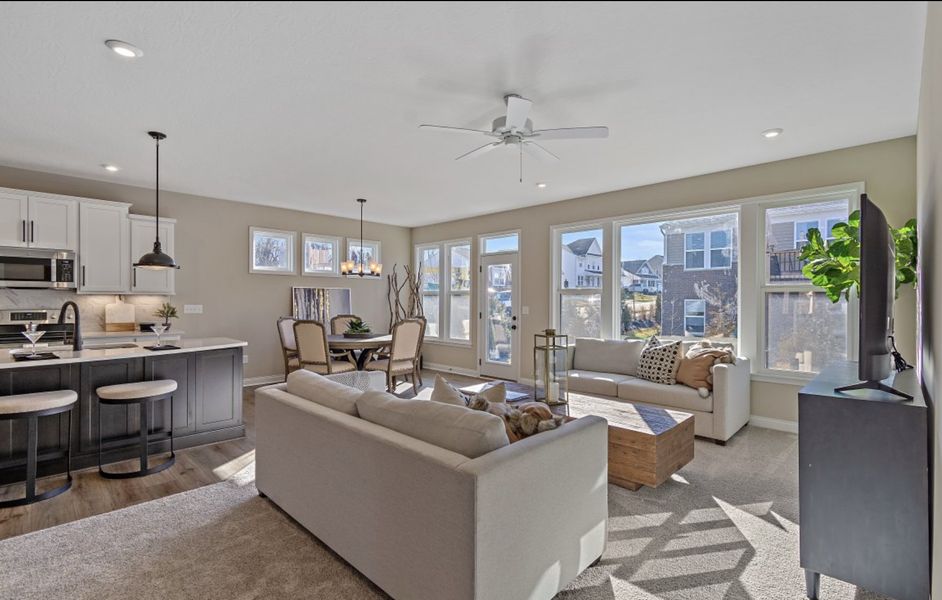 Representative furnished interior of a home built from the Edenton by Fischer Homes in Savannah Lakes, Hiram (Image 14).