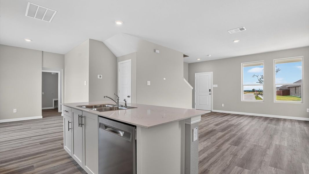 Furnished interior view inside a new home in Saratoga, Granbury (Image 6).