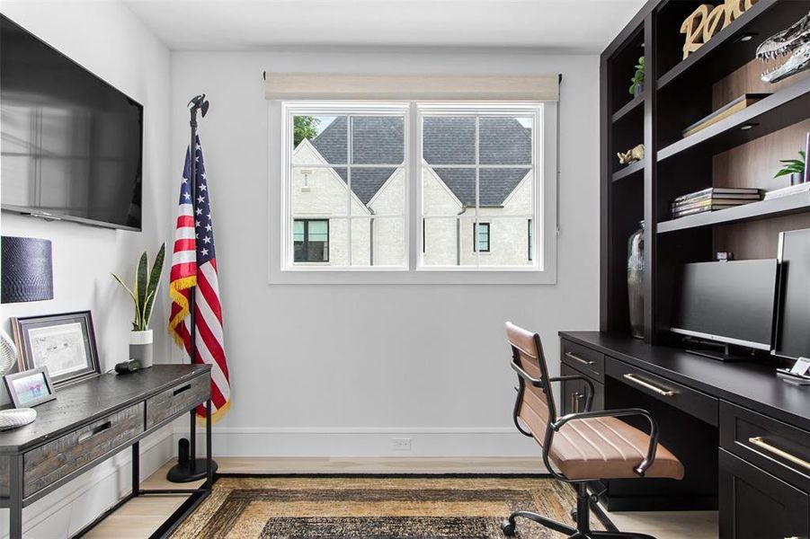 Furnished interior view inside a new home in , Dallas (Image 16).
