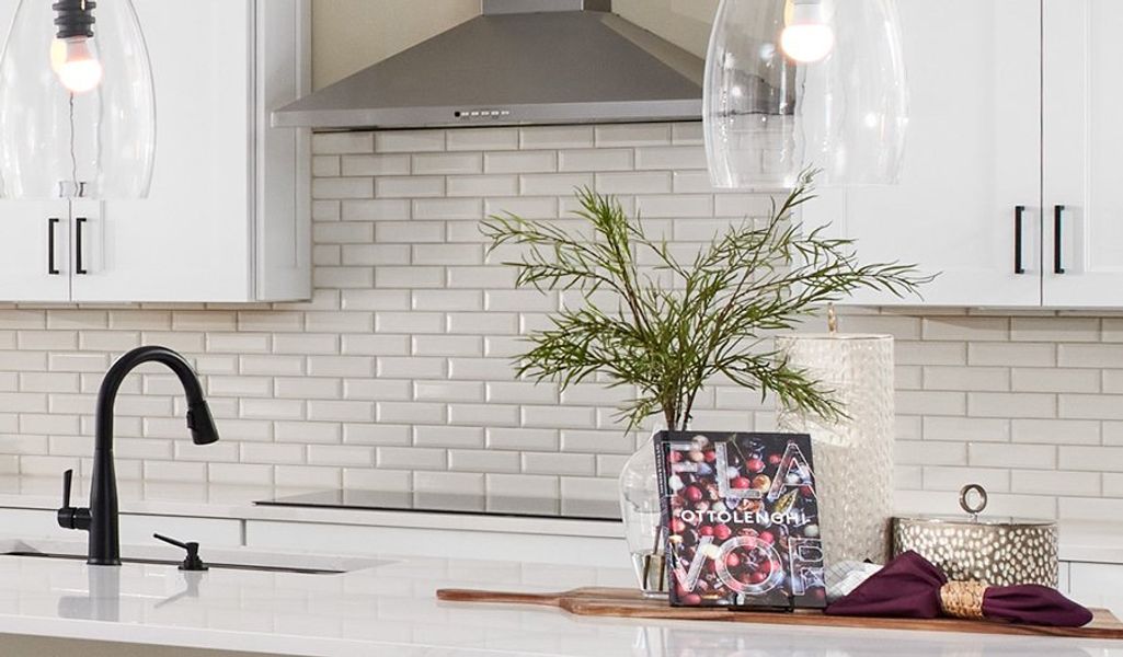 Daniel-W21D-TrailCrest Great Room Crop