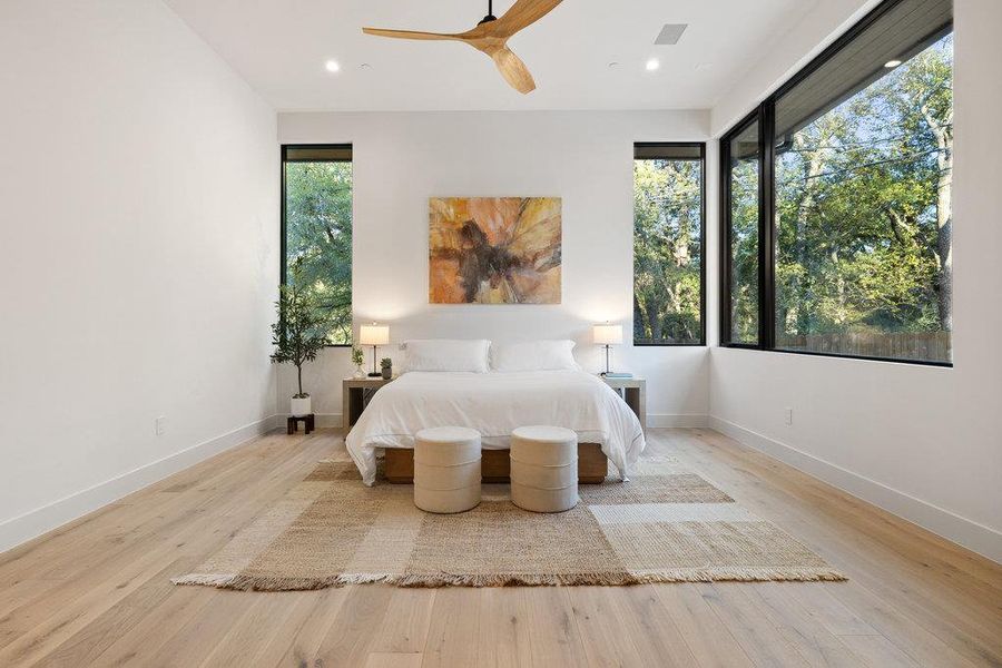 Primary Bedroom - Main Level