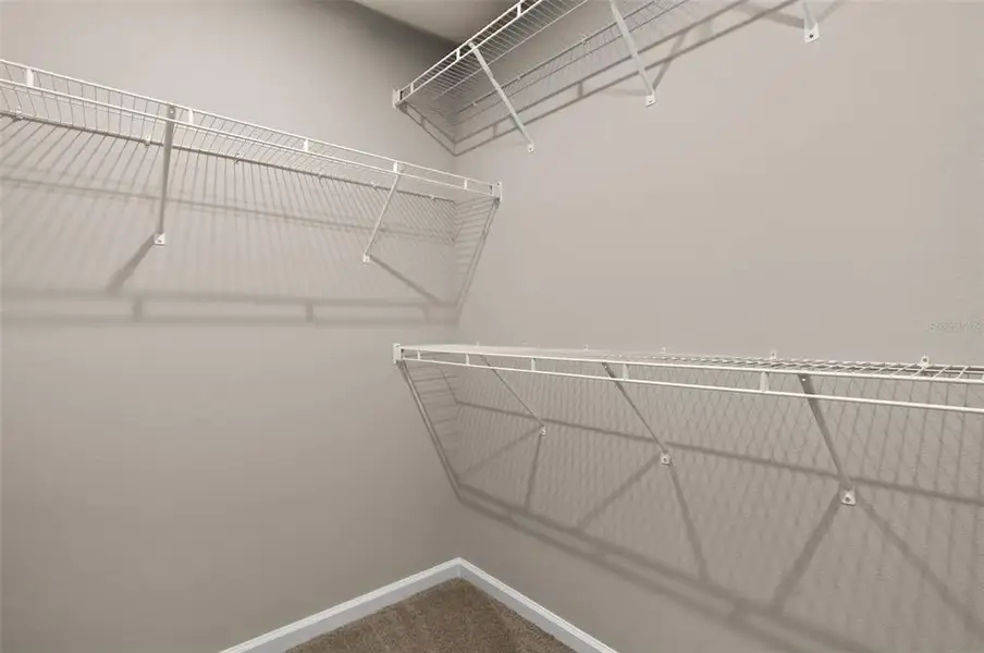 Spacious, unfurnished interior of a new home in Sanderling, Palmetto (Image 16).