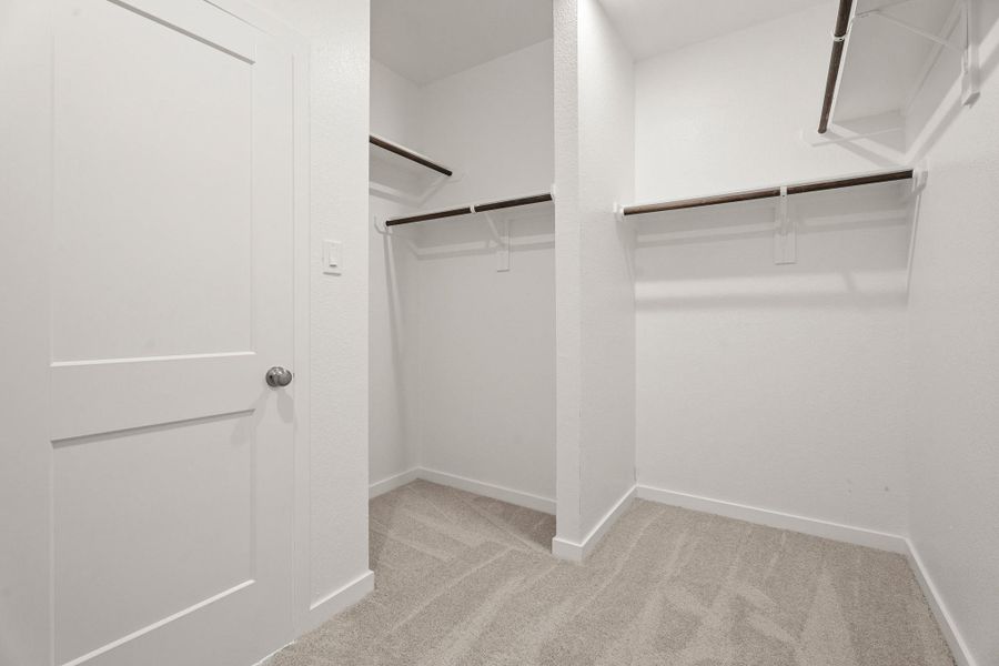 Spacious, unfurnished interior of a new home in Trails at Woodhaven, La Marque (Image 22).