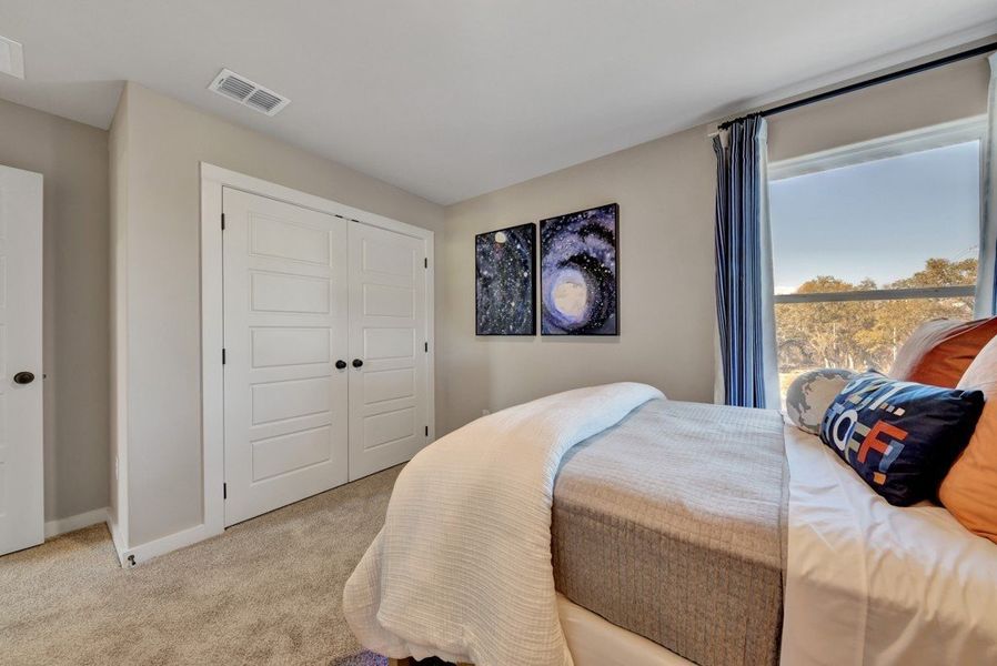 Representative furnished interior of a home built from the Maverick by Hakes Brothers in Veranda Designer, San Antonio (Image 24).