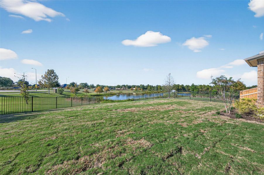 Image 28 of a home in 55+ Bonterra at Cross Creek Ranch 50s.