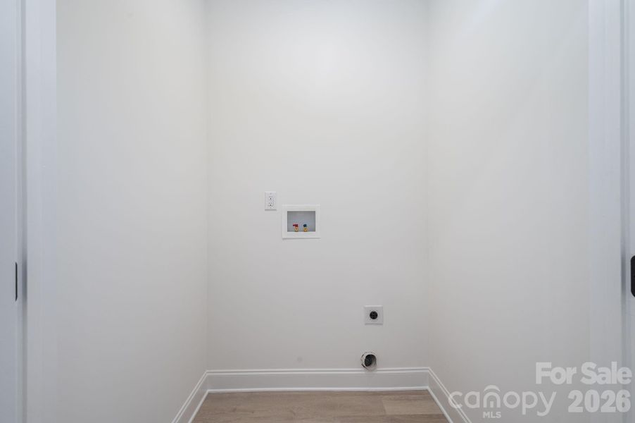 Spacious, unfurnished interior of a new home in , Bessemer City (Image 17).