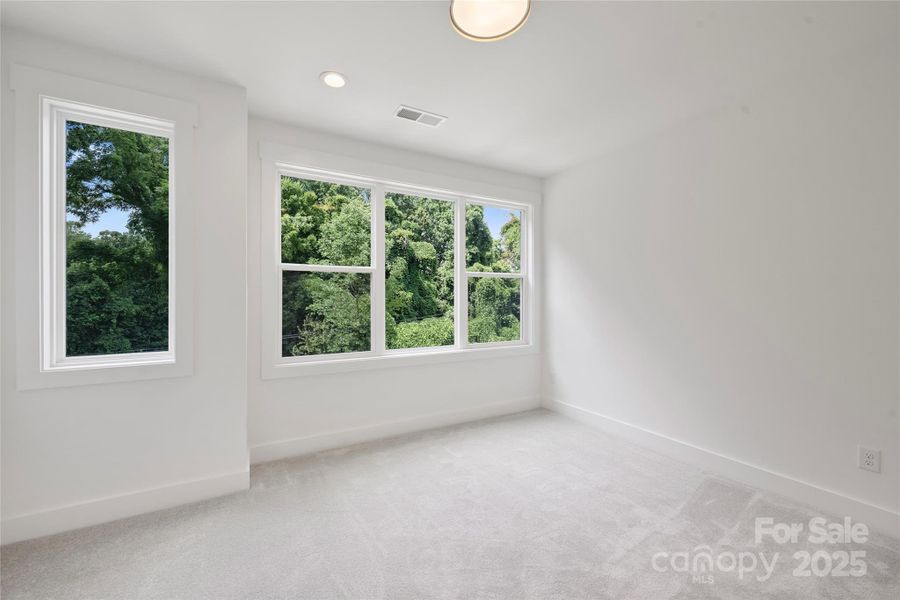 Spacious, unfurnished interior of a new home in , Charlotte (Image 16).