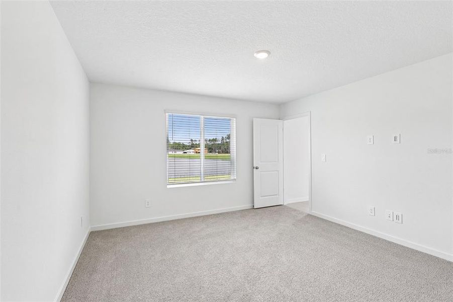 Spacious, unfurnished interior of a new home in , Palm Coast (Image 24).