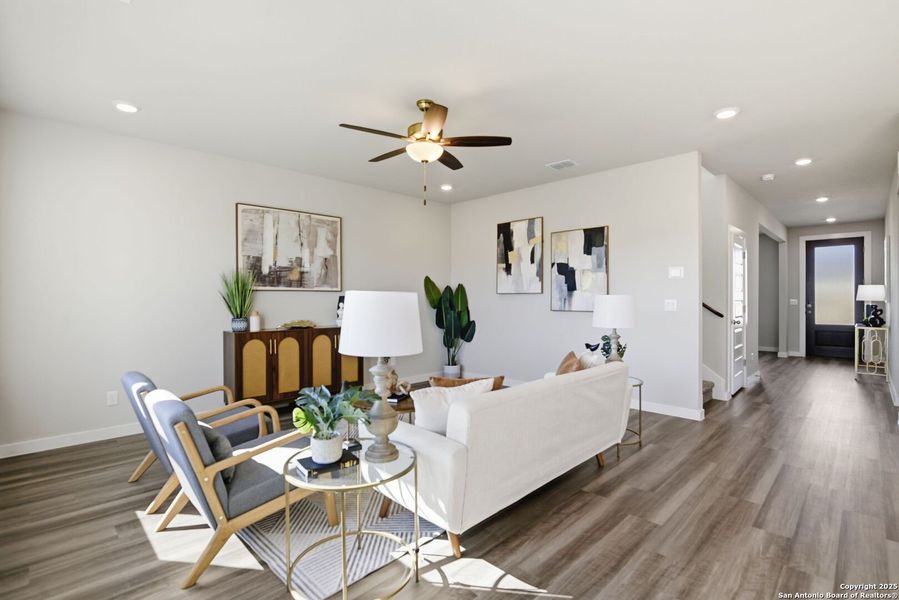 Furnished interior view inside a new home in Weltner Farms 50’s, New Braunfels (Image 9).
