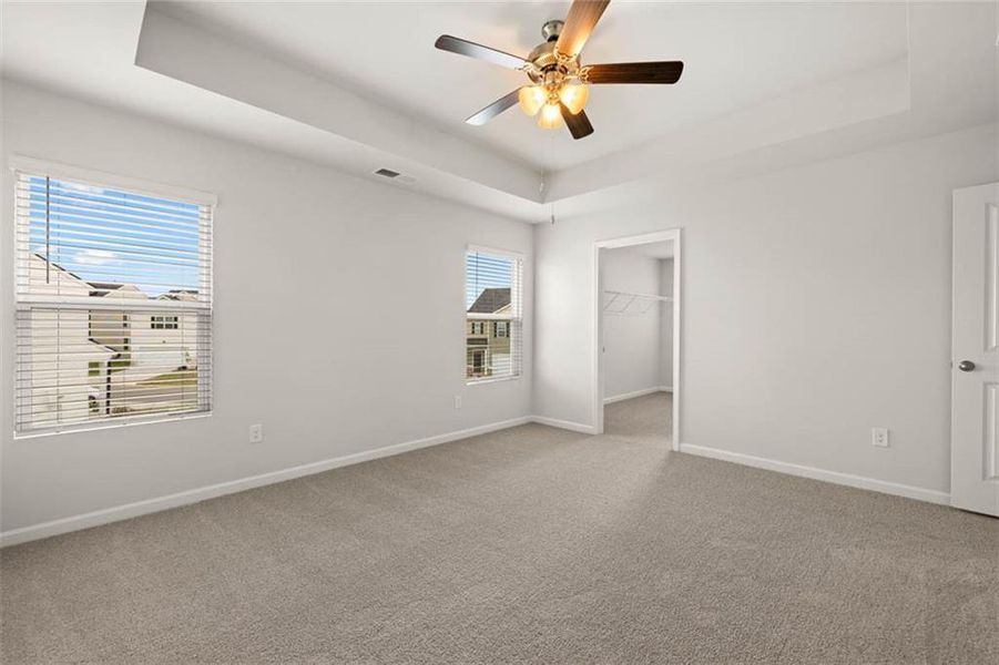 Spacious, unfurnished interior of a new home in Shoal Creek, Hampton (Image 21).