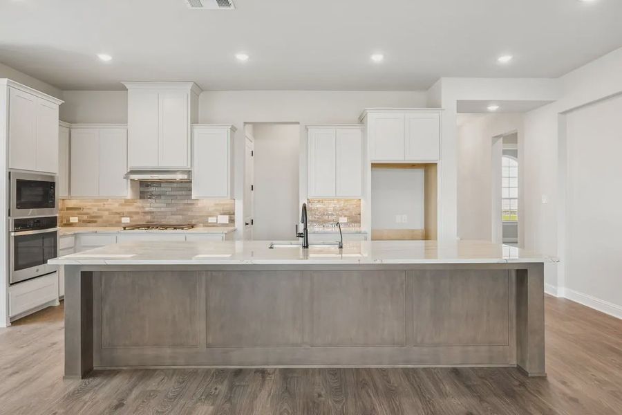 Furnished interior view inside a new home in Lakeview Heights, Azle (Image 8).