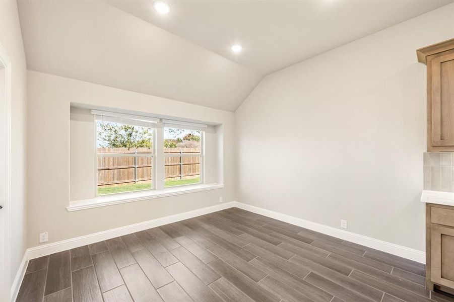 Spacious, unfurnished interior of a new home in Villages of Walnut Grove, Midlothian (Image 32).