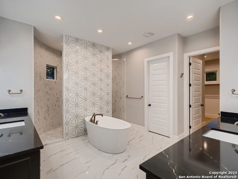 Furnished interior view inside a new home in , Boerne (Image 16).