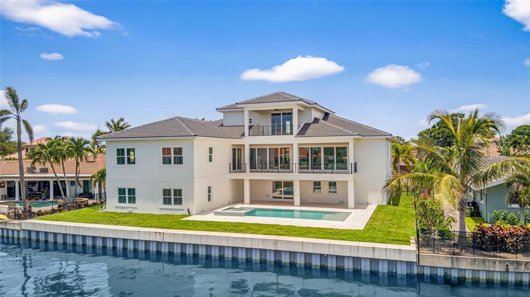 Front exterior of a new home in , St. Petersburg, FL, highlighting curb appeal (Image 23).