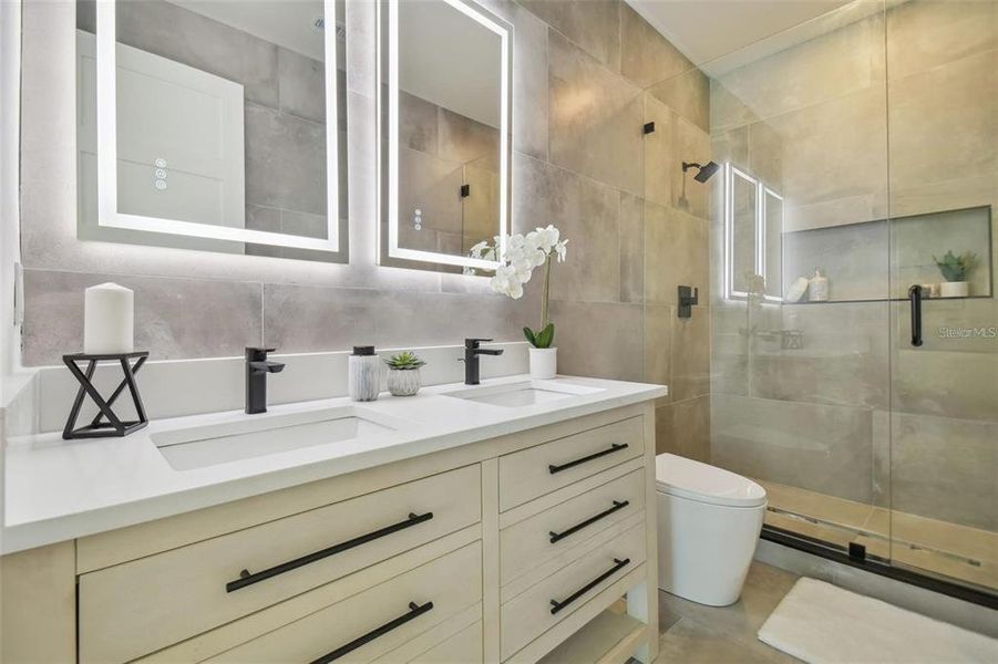 Furnished interior view inside a new home in , Tampa (Image 34).