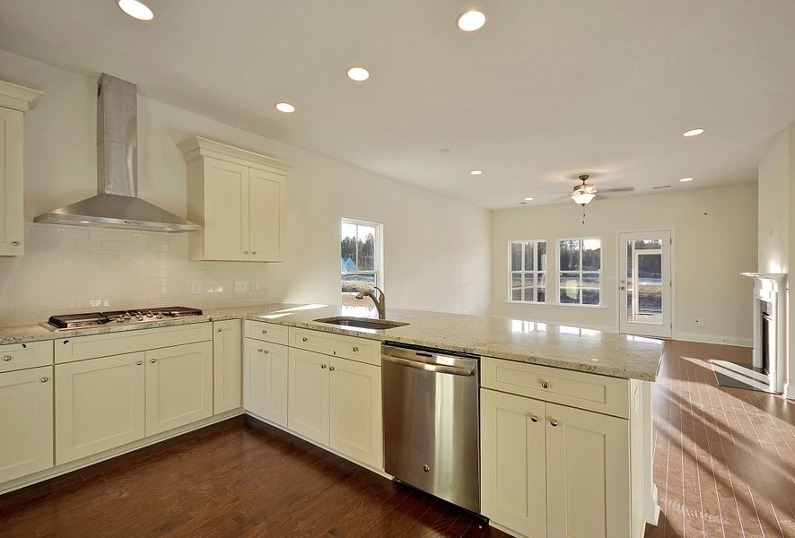 Furnished interior view inside a new home in Heron's Walk at Summers Corner: Carolina Collection, Summerville (Image 11). Furnished interior view inside a new home in Heron's Walk at Summers Corner: Carolina Collection, Summerville (Image 11).