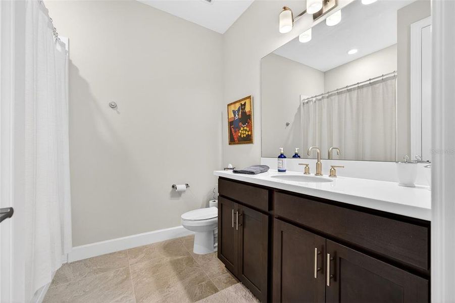 Furnished interior view inside a new home in , Bradenton (Image 52).