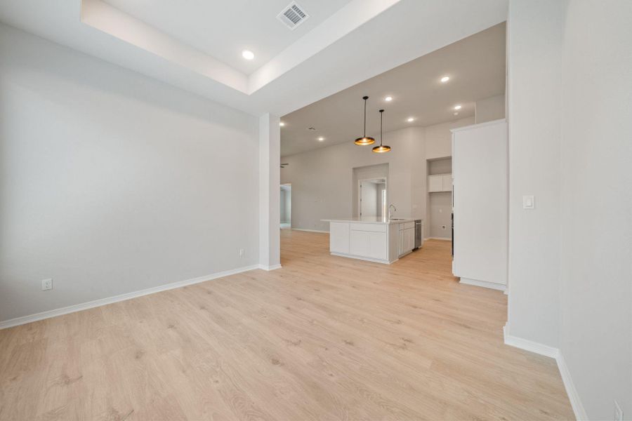 From Casual Dining to Kitchen