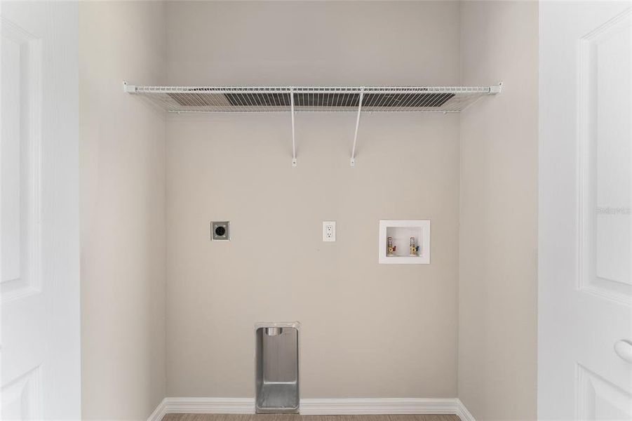 Spacious, unfurnished interior of a new home in , Floral City (Image 46).