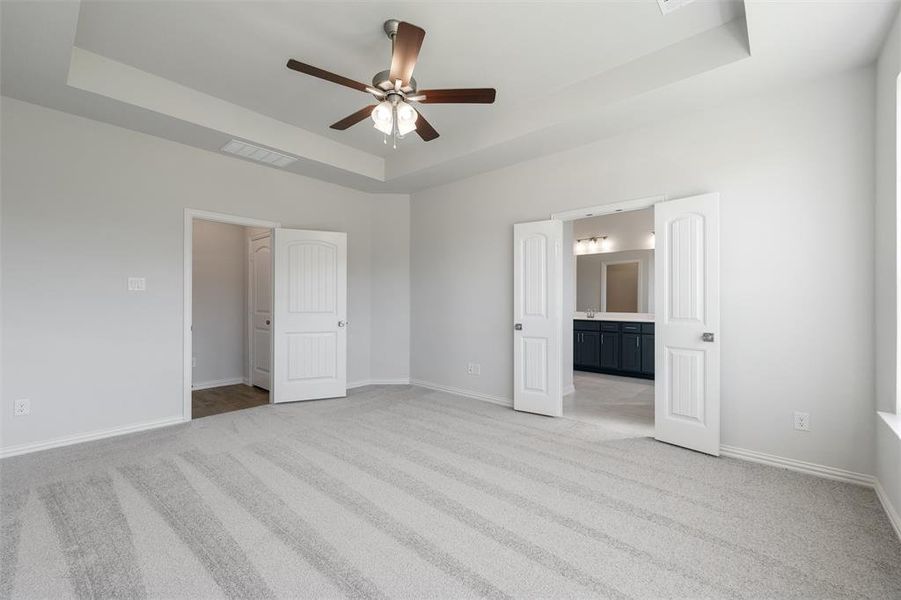Spacious, unfurnished interior of a new home in Morningstar, Aledo (Image 15).