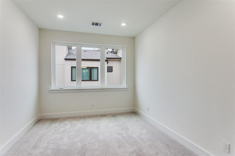 Spacious, unfurnished interior of a new home in , Fort Worth (Image 15).