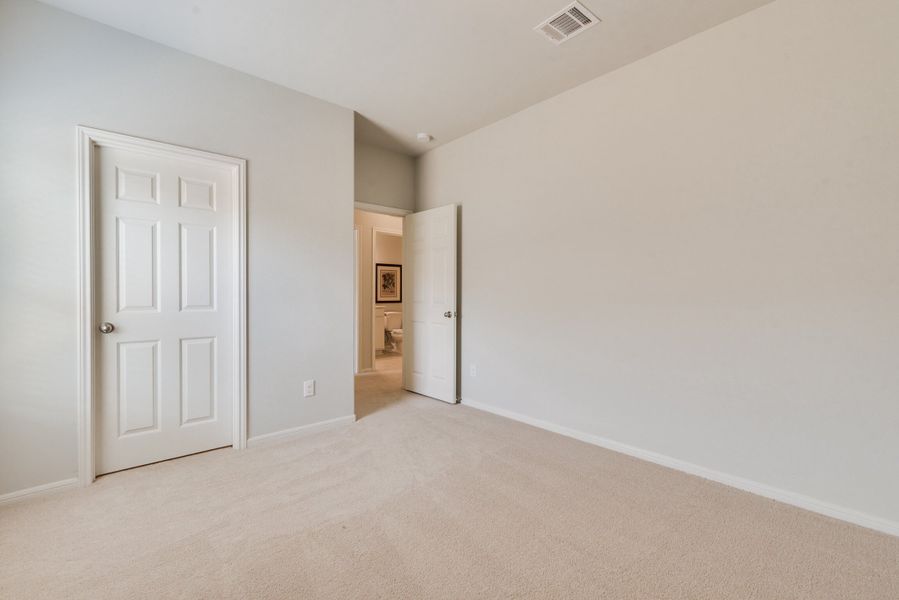 Representative unfurnished interior of a home built from the Floor Plan 1754 by Colina Homes in Grand Magnolia, Magnolia (Image 20). Representative unfurnished interior of a home built from the Floor Plan 1754 by Colina Homes in Grand Magnolia, Magnolia (Image 20).