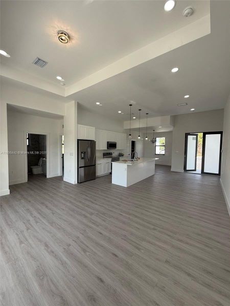 Spacious, unfurnished interior of a new home in , Clewiston (Image 17). Spacious, unfurnished interior of a new home in , Clewiston (Image 17).