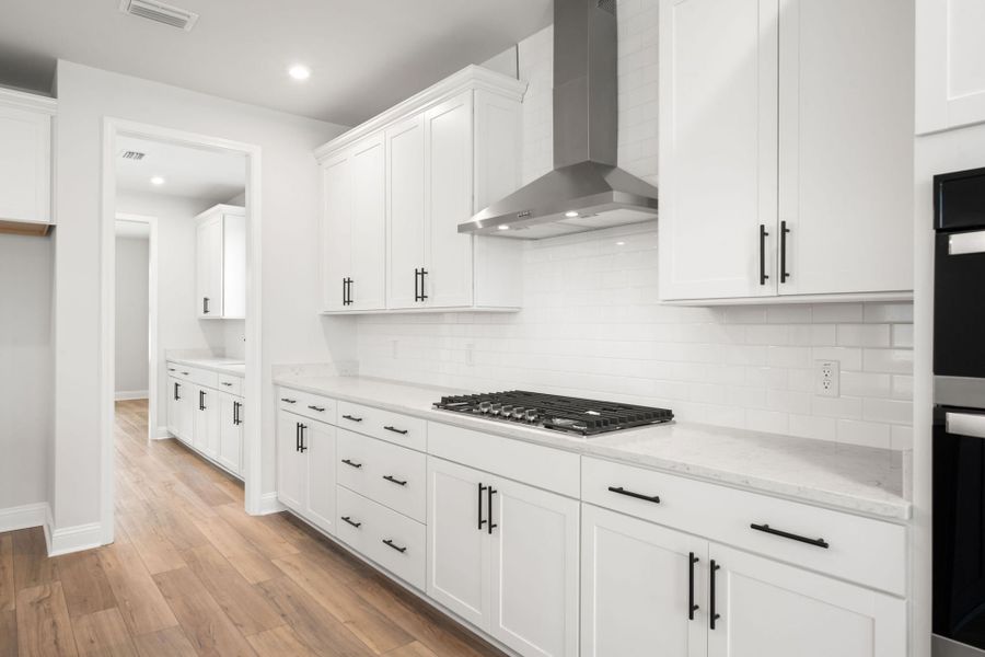 Furnished interior view inside a new home in Heartwood, Richmond Hill (Image 20).