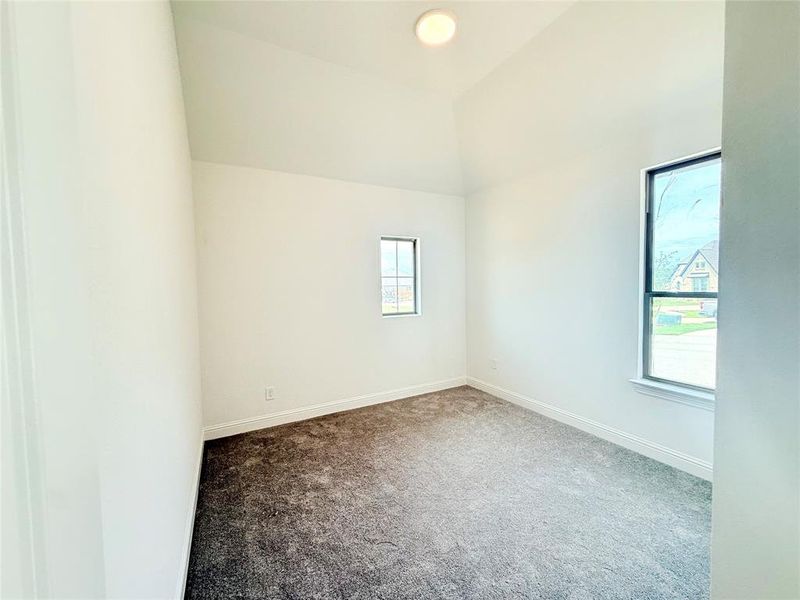 Spacious, unfurnished interior of a new home in , Burleson (Image 13).