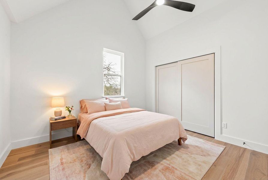 Bright and comfortable secondly bedroom.