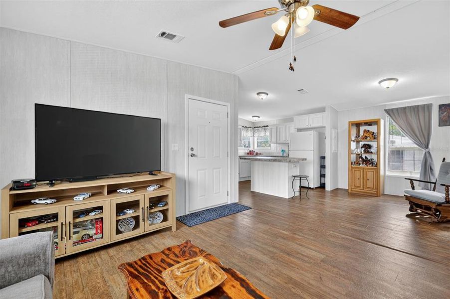 Image 31 of a home in . Image 31 of a home in .